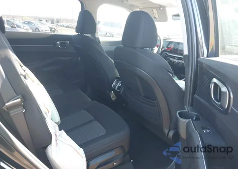 2025 Kia Sorento Lx z USA, uszkodzony, nr VIN 5XYRG4JC0SG351796